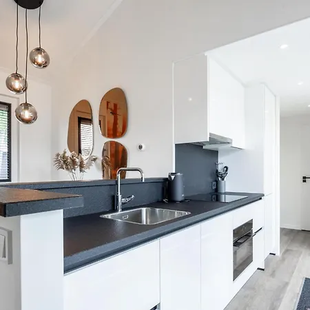 בית נופש Luxurious In With Wifi